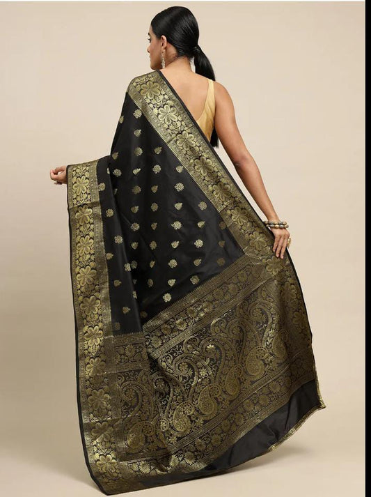 Embracing Opulence: A Personal Journey with Beautiful Wovens Floral Jacquard Print Sarees in Banarasi Silk