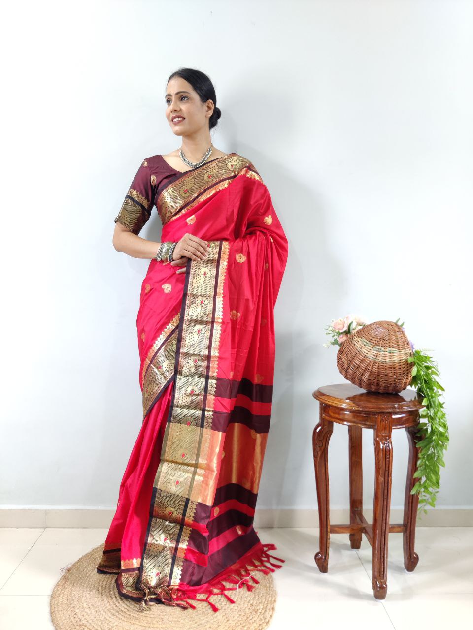 *Presenting You Most Beautiful Ready To Wear Paithini Saree With Real Modeling Shoot*